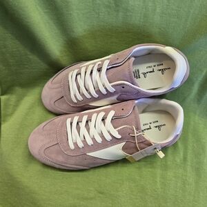 NEW Mila Paoli pink suede sneakers, made in Italy.